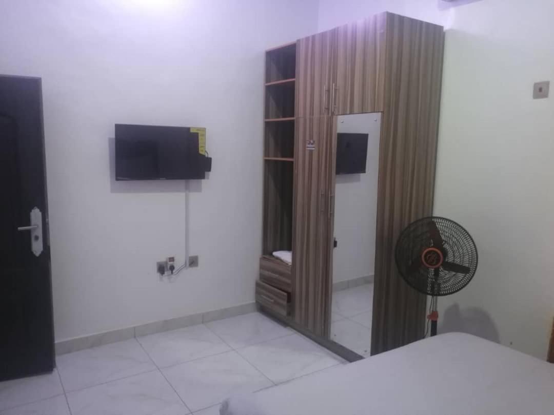 Saint Kingsley Apartment อิบาดัน ภายนอก รูปภาพ